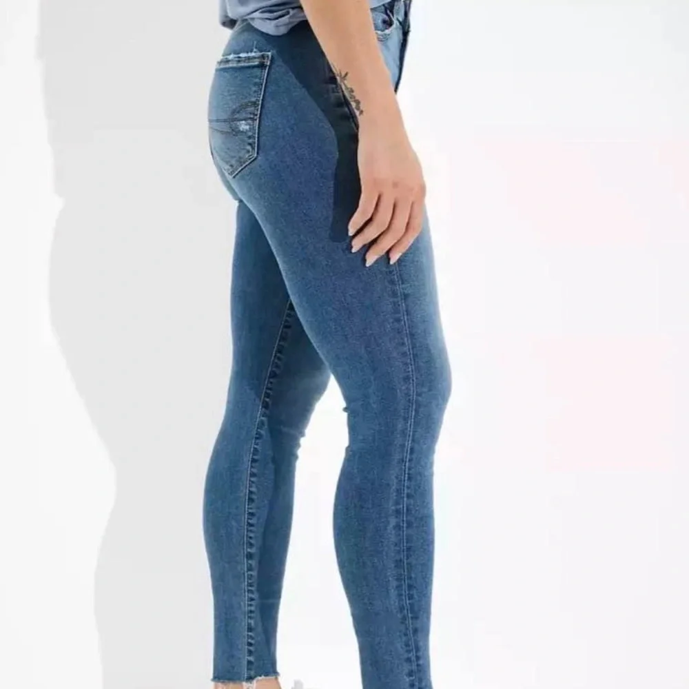 Next Level Curvy AE Jeans - Picture 3 of 3